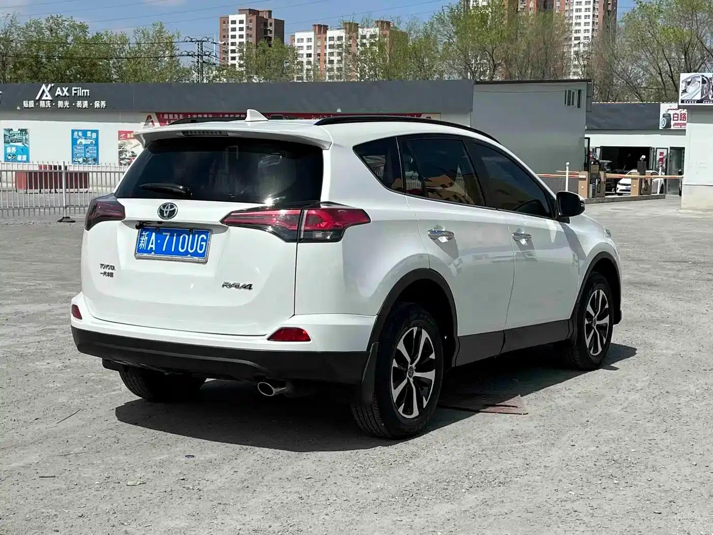 2016 Toyota RAV4 2.0L CVT 2WD Urban Edition (National V Emission Standard) — миниатюра 7