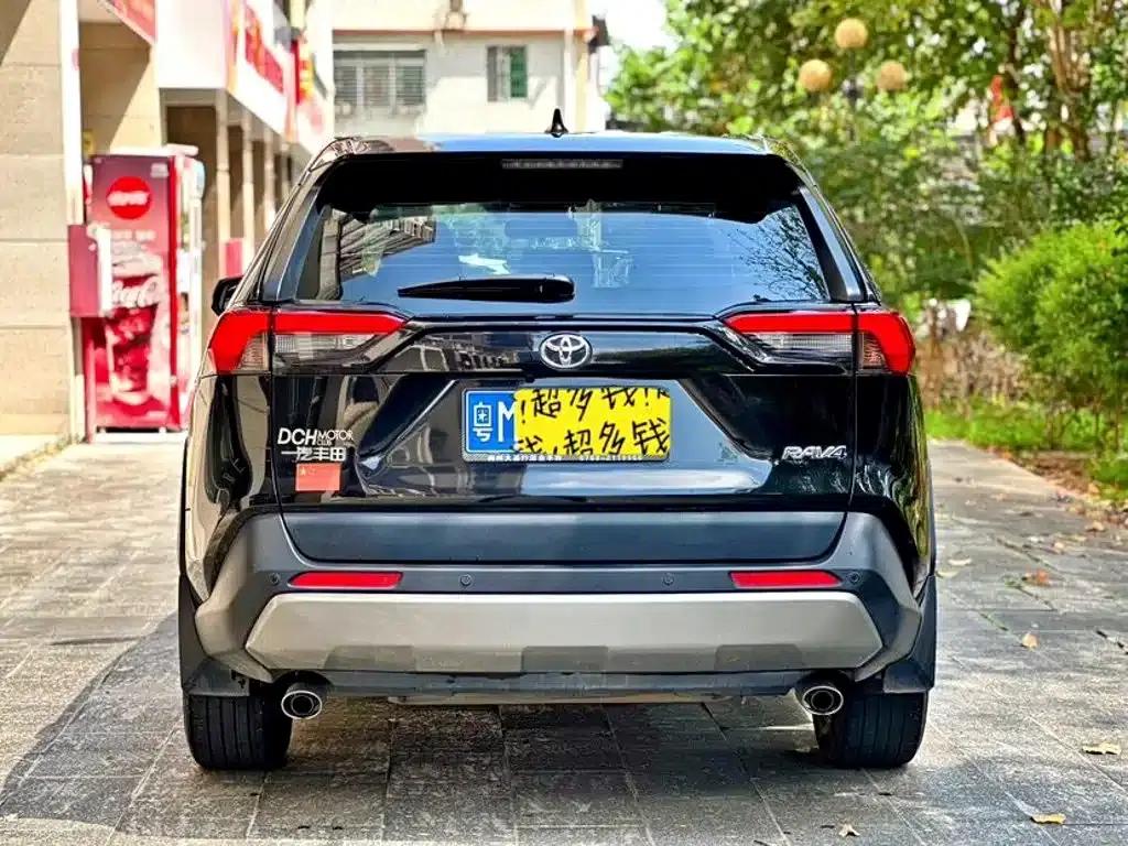 2023 RAV4 2.0L CVT 2WD Fashion Edition — миниатюра 6