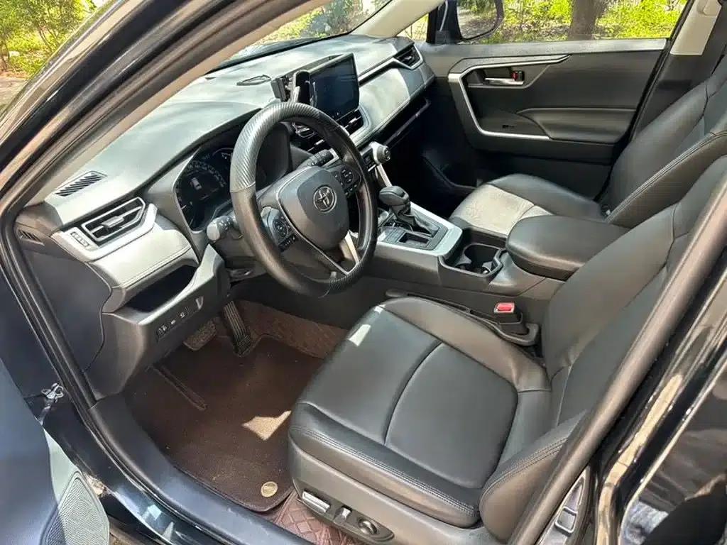 2023 RAV4 2.0L CVT 2WD Fashion Edition — миниатюра 7