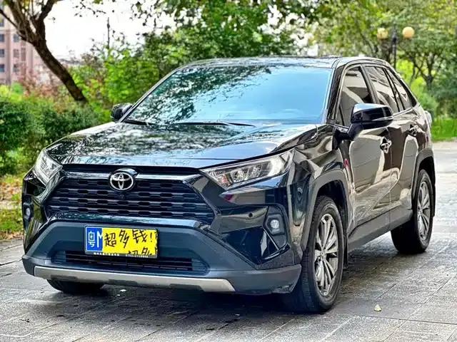 2023 RAV4 2.0L CVT 2WD Fashion Edition