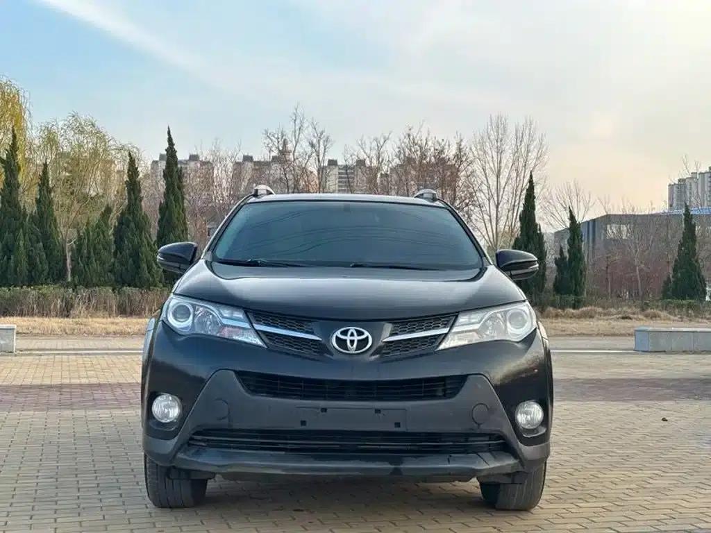 2013 RAV4 2.0L CVT 4WD Elite Edition — миниатюра 2
