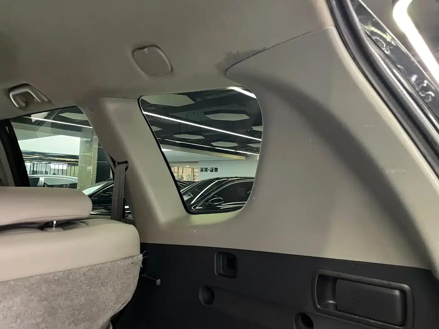 2011 RAV4 2.0L Automatic Classic Edition — миниатюра 46
