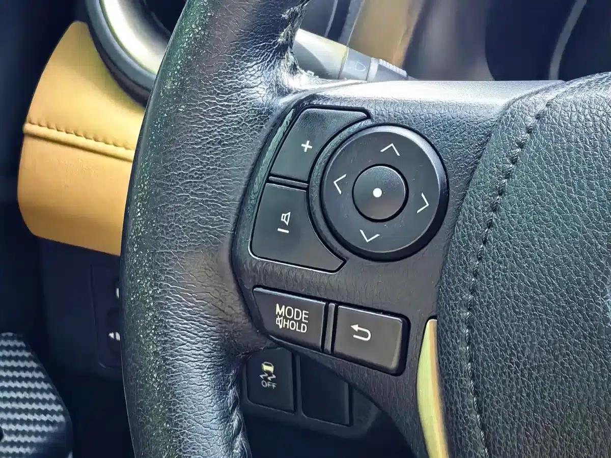 2013 RAV4 2.5L Automatic 4WD Elite Edition — миниатюра 14