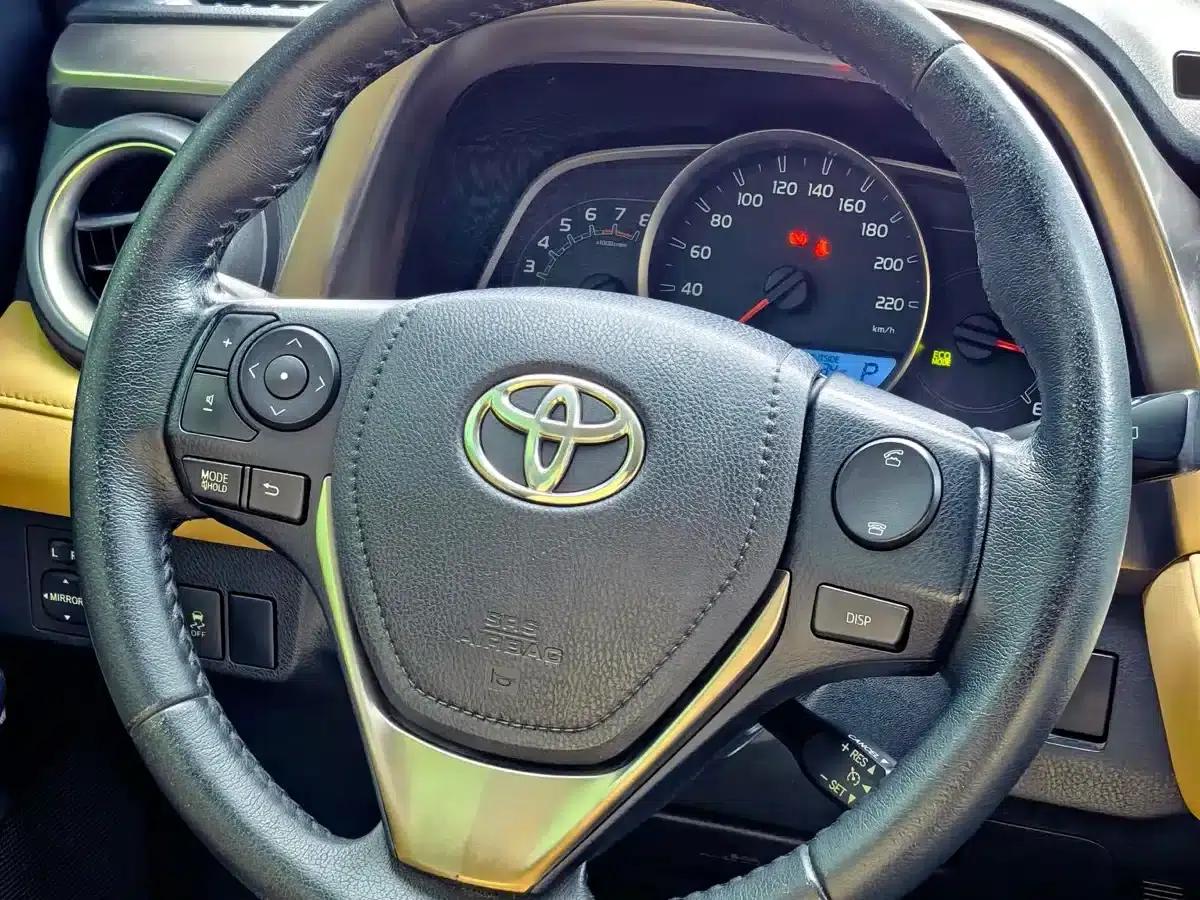 2013 RAV4 2.5L Automatic 4WD Elite Edition — миниатюра 15