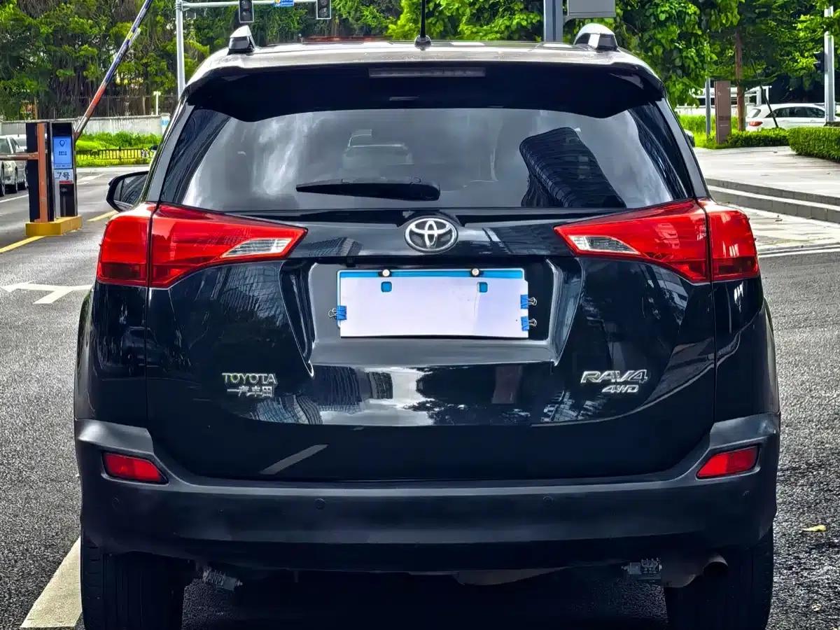 2013 RAV4 2.5L Automatic 4WD Elite Edition — миниатюра 8