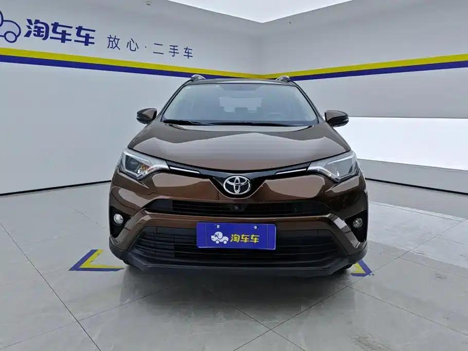 2016 Toyota RAV4 2.0L CVT 2WD Fashion Edition (National V Emission Standard) — миниатюра 2