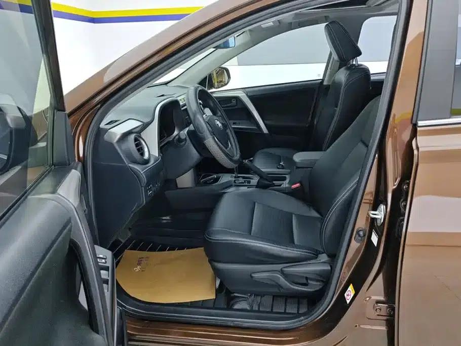 2016 Toyota RAV4 2.0L CVT 2WD Fashion Edition (National V Emission Standard) — миниатюра 9