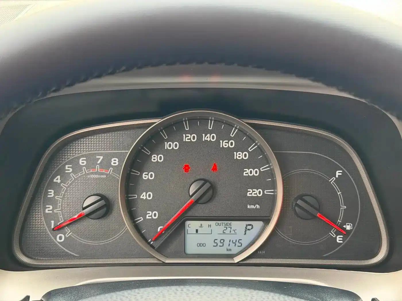 2015 RAV4 2.0L CVT 2WD Fashion Edition — миниатюра 16