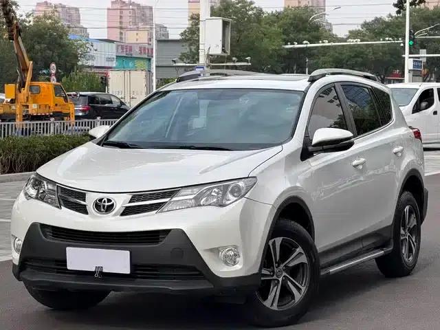 2015 RAV4 2.0L CVT 2WD Fashion Edition