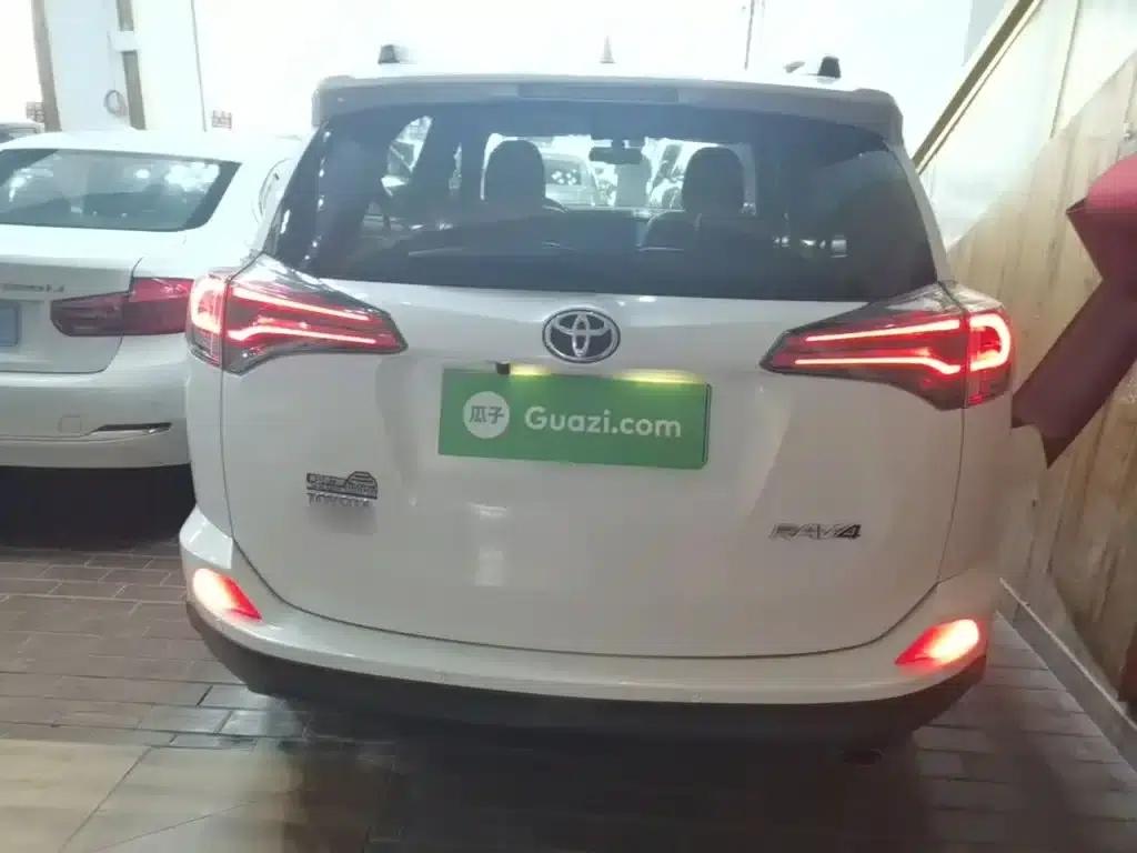 2016 Toyota RAV4 2.0L CVT 2WD Urban Edition (National V Emission Standard) — миниатюра 6
