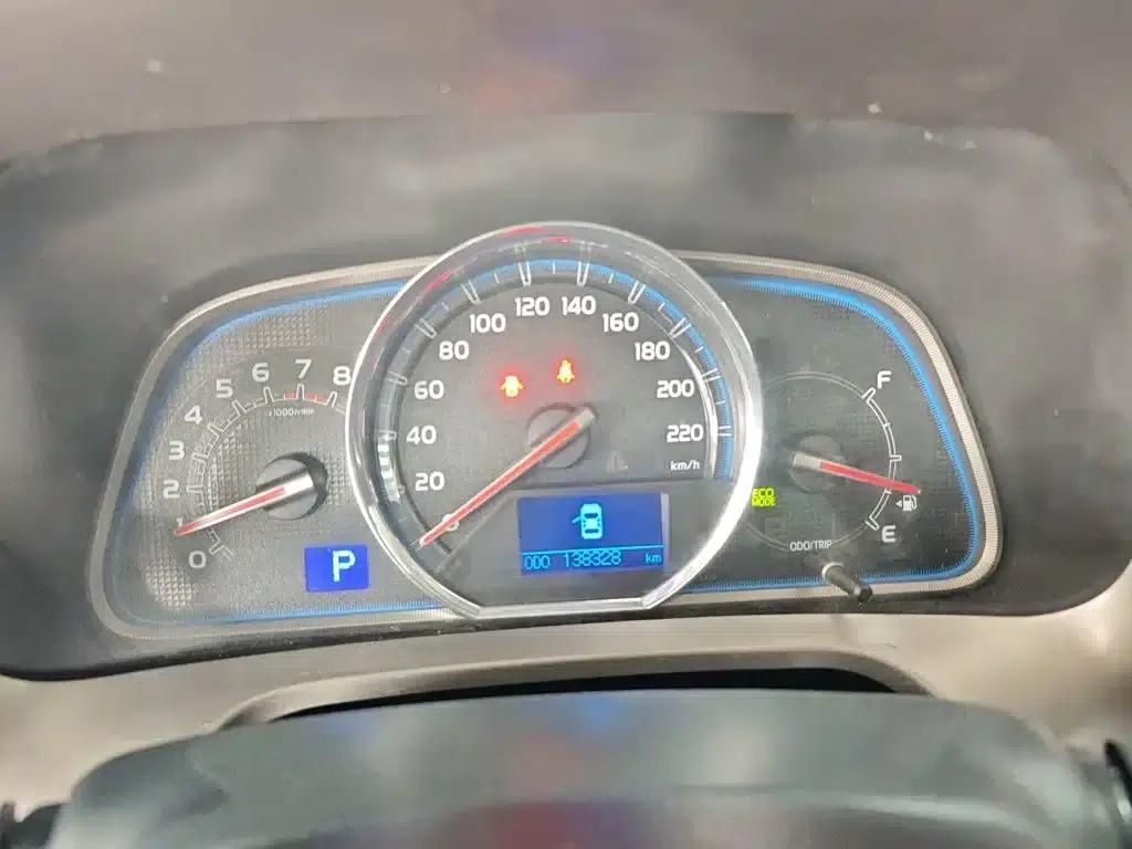 2013 RAV4 2.5L Automatic 4WD Luxury Edition — миниатюра 12