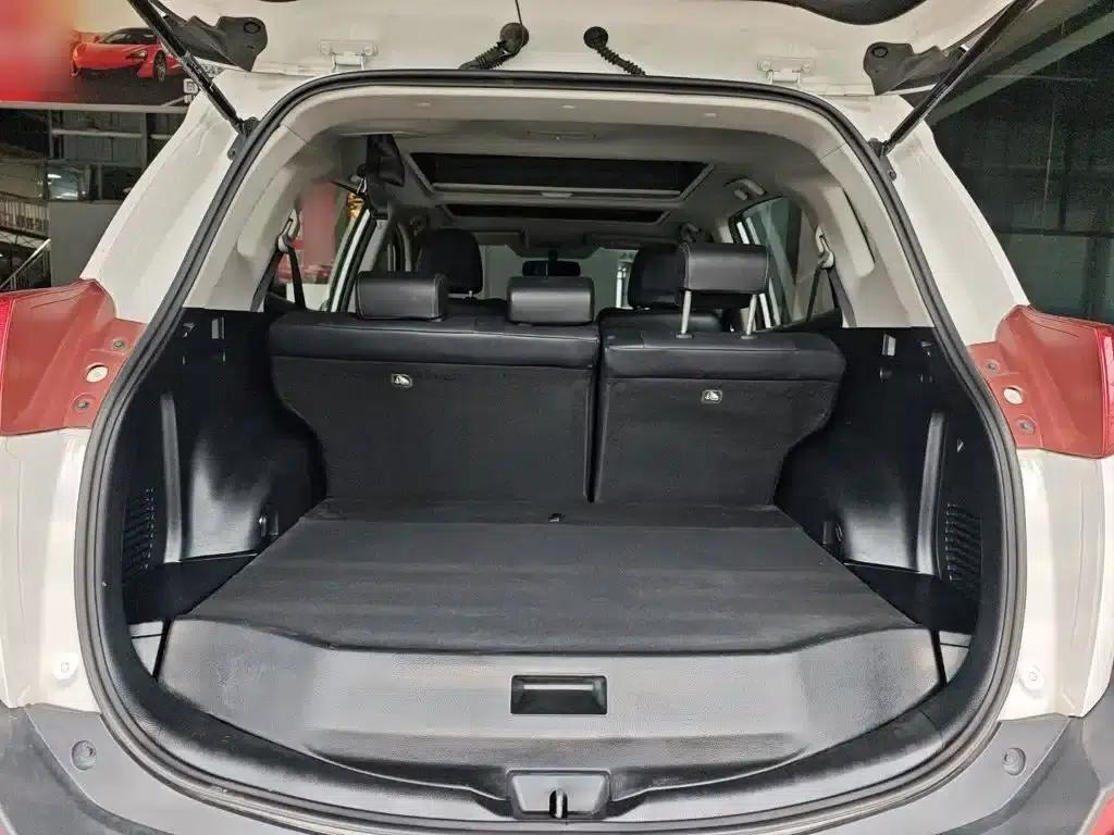 2013 RAV4 2.5L Automatic 4WD Luxury Edition — миниатюра 19