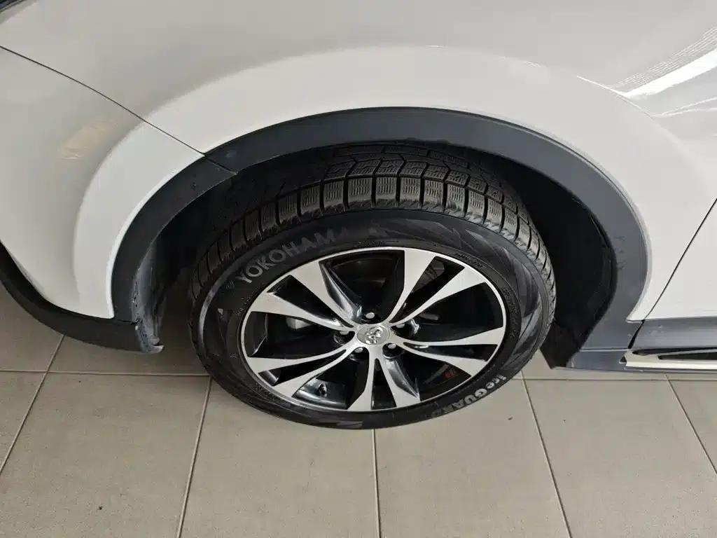 2013 RAV4 2.5L Automatic 4WD Luxury Edition — миниатюра 23