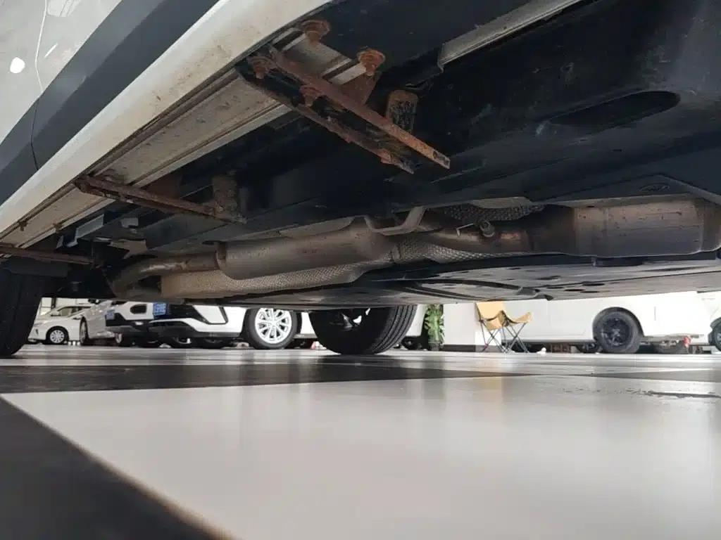 2024 RAV4 Hybrid 2.5L E-CVT 2WD Elite Plus Edition — миниатюра 21