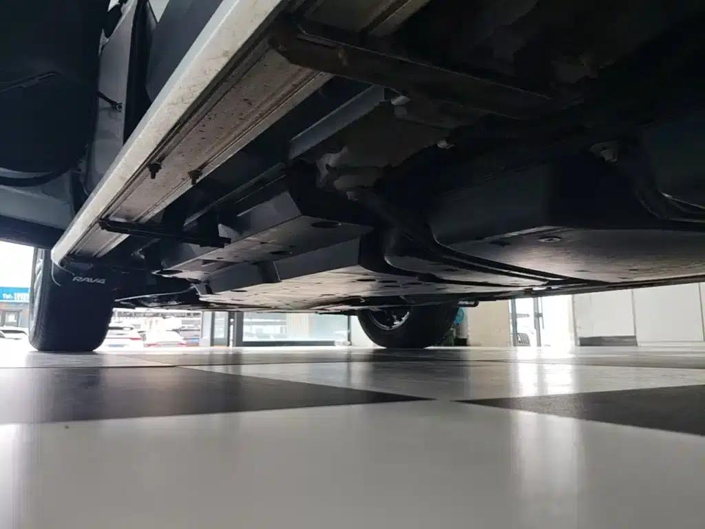2024 RAV4 Hybrid 2.5L E-CVT 2WD Elite Plus Edition — миниатюра 22