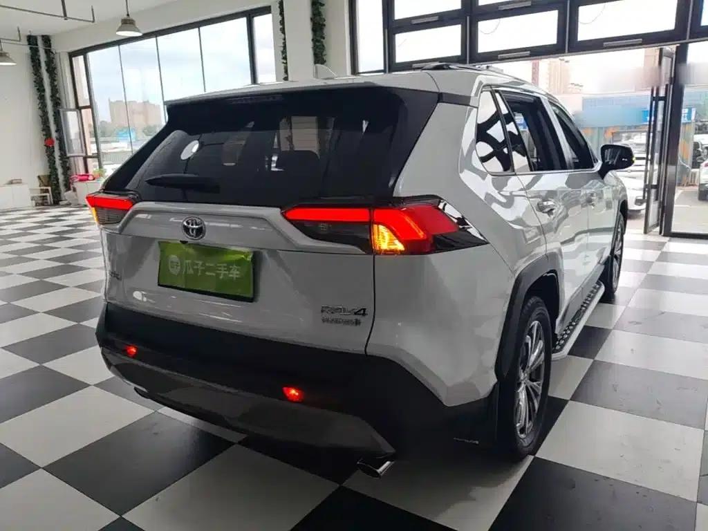 2024 RAV4 Hybrid 2.5L E-CVT 2WD Elite Plus Edition — миниатюра 7