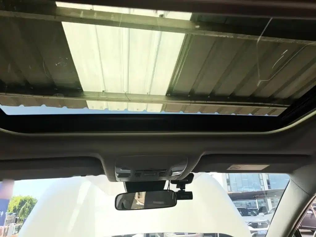 RAV4 2020 2.0L CVT 2WD Fashion Edition — миниатюра 18
