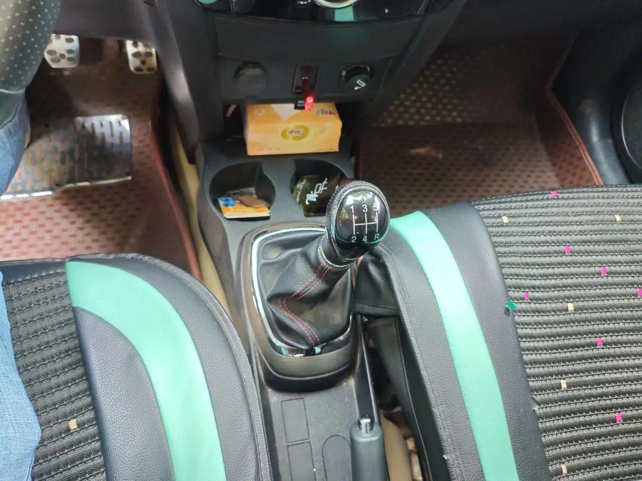 Great Wall M4 2014 1.5L Manual Luxury Model — миниатюра 14