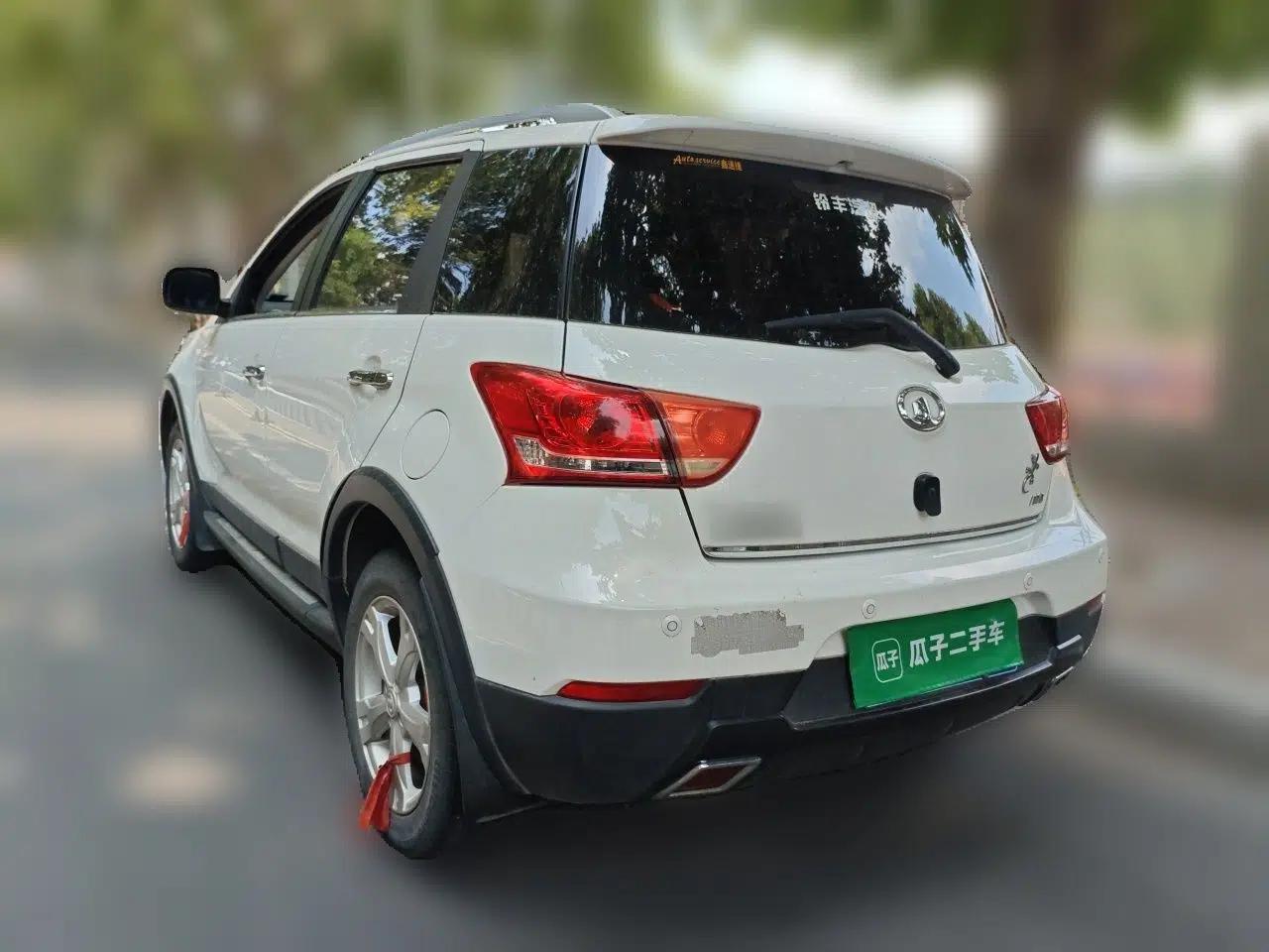 Great Wall M4 2014 1.5L Manual Luxury Model — миниатюра 4