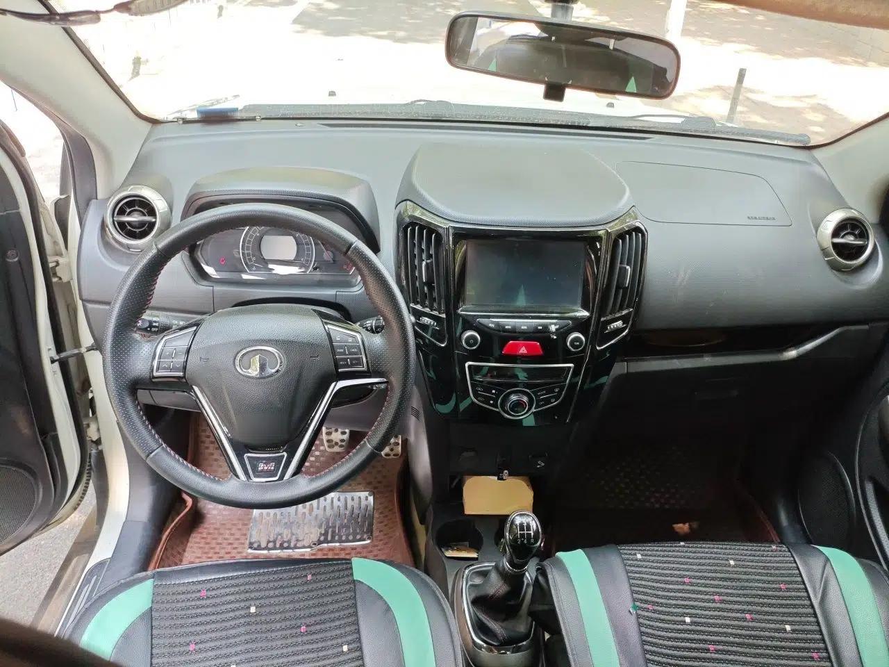 Great Wall M4 2014 1.5L Manual Luxury Model — миниатюра 9