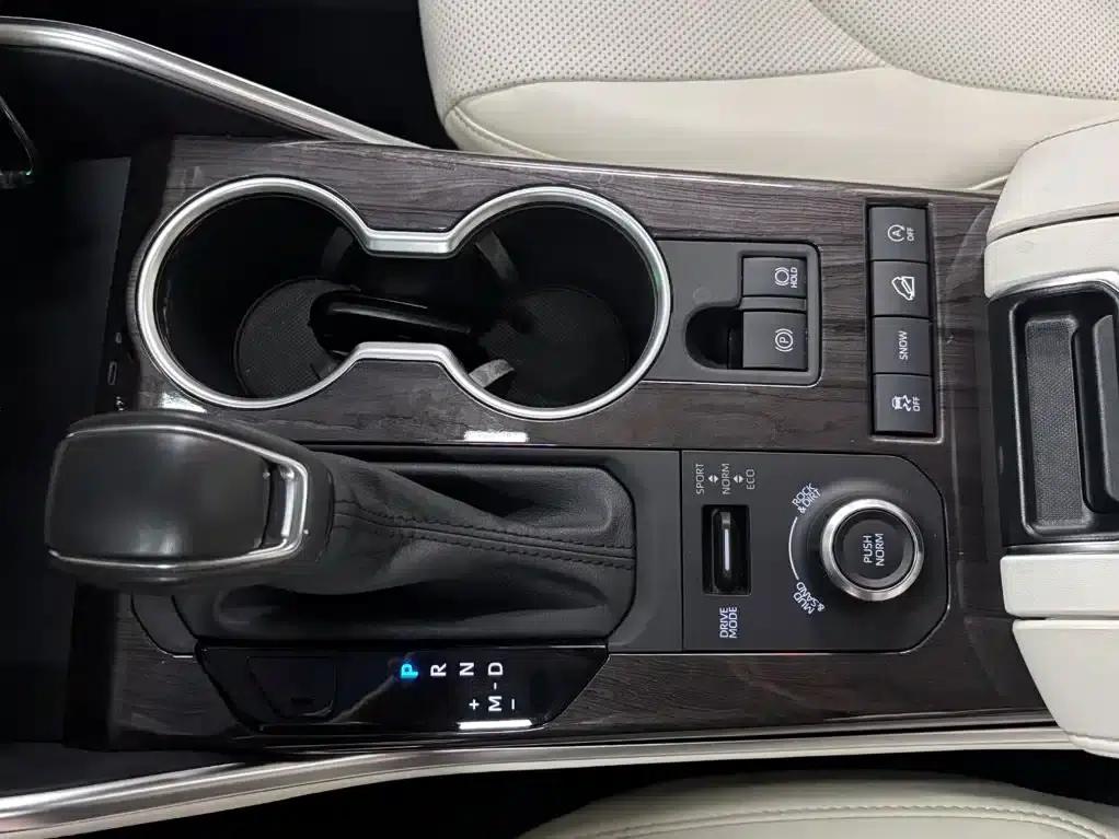 2024 Toyota Highlander 380T AWD Premium 7-seater — миниатюра 21