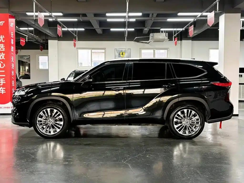 2024 Toyota Highlander 380T AWD Premium 7-seater — миниатюра 4