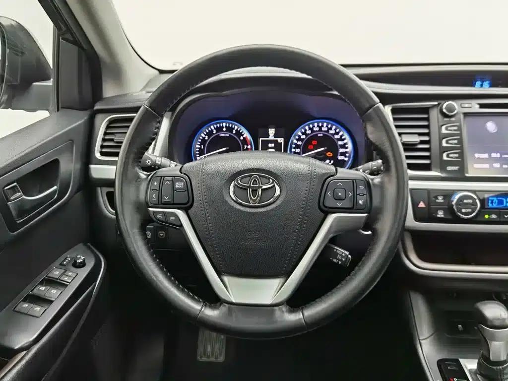 2015 Highlander 2.0T AWD Luxury 7-seater — миниатюра 11