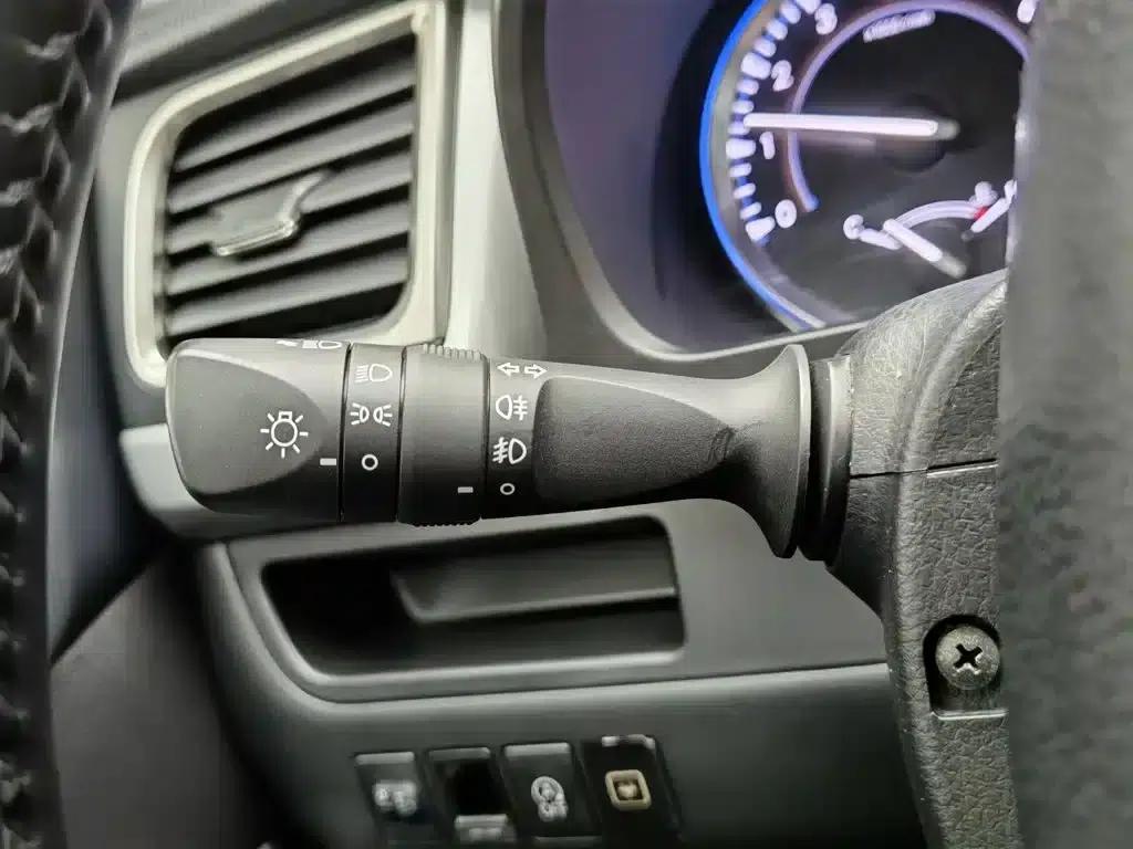 2015 Highlander 2.0T AWD Luxury 7-seater — миниатюра 21