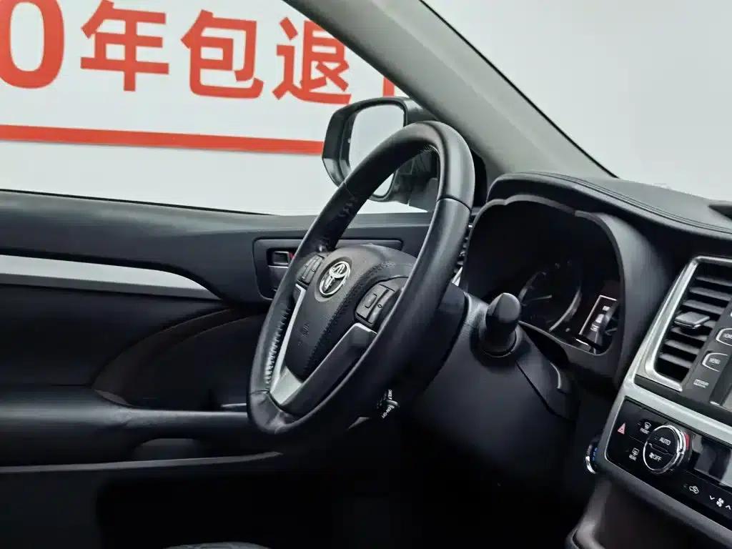 2015 Highlander 2.0T AWD Luxury 7-seater — миниатюра 22