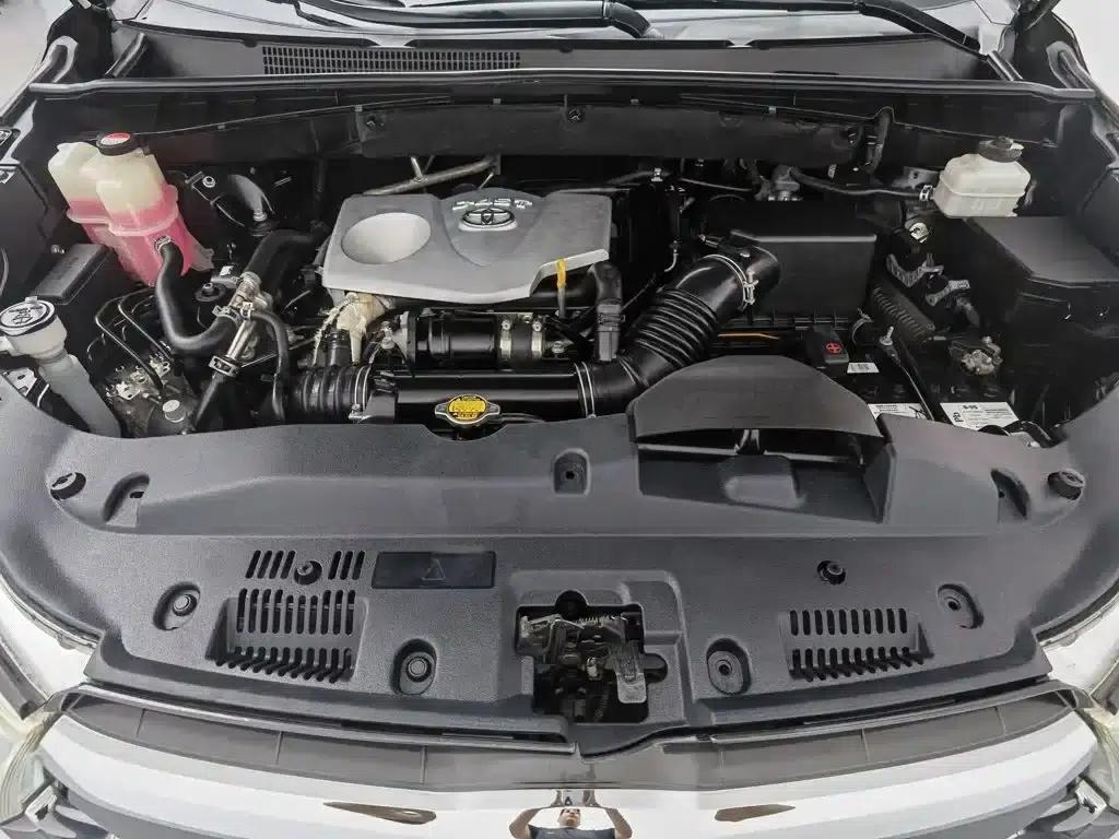 2015 Highlander 2.0T AWD Luxury 7-seater — миниатюра 6