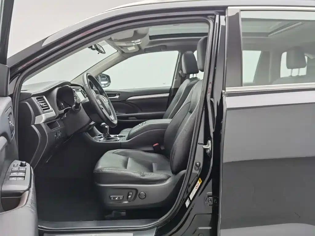 2015 Highlander 2.0T AWD Luxury 7-seater — миниатюра 10