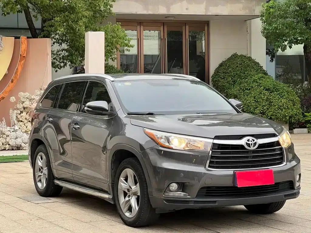 2017 Highlander 2.0T AWD Luxury 7-seater — миниатюра 1