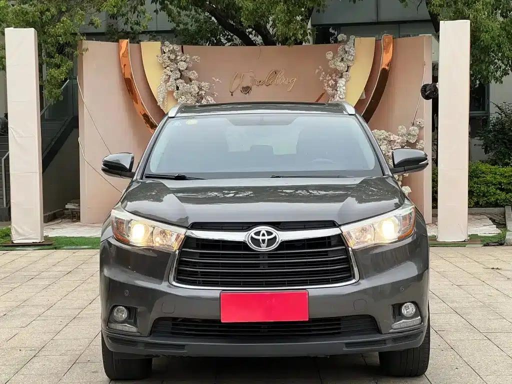 2017 Highlander 2.0T AWD Luxury 7-seater — миниатюра 3