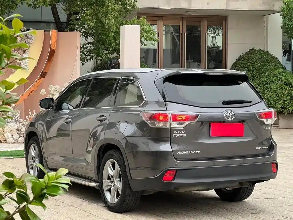 2017 Highlander 2.0T AWD Luxury 7-seater — миниатюра 7
