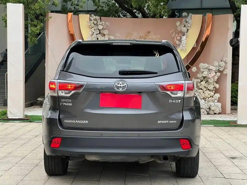 2017 Highlander 2.0T AWD Luxury 7-seater — миниатюра 8