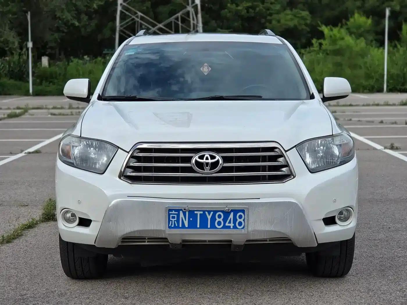 2011 Highlander 2.7L 2WD 7-seater Luxury Navigation Edition — миниатюра 2