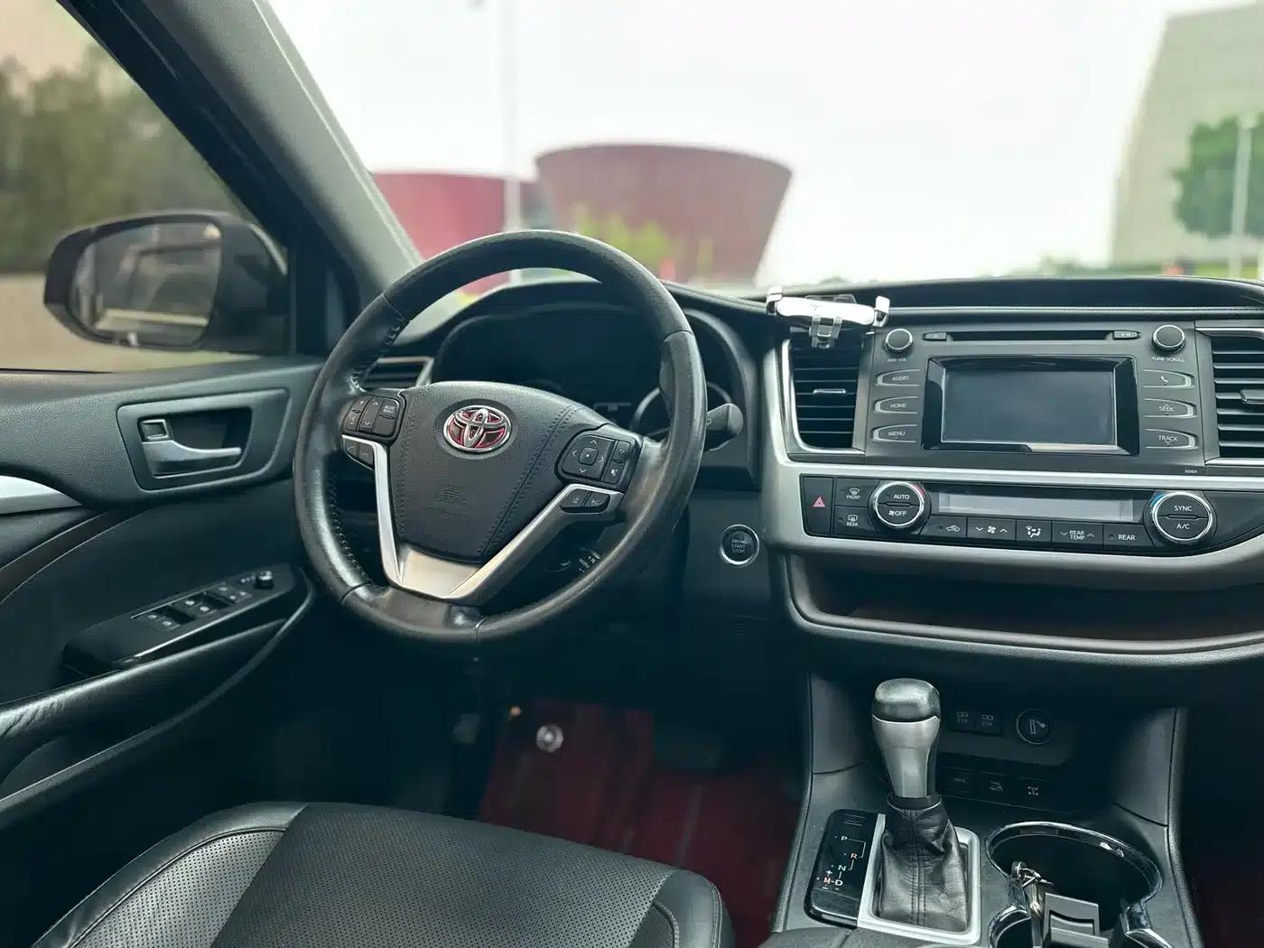 2018 Toyota Highlander 2.0T AWD Luxury 7-seater (China VI Emission Standard) — миниатюра 7