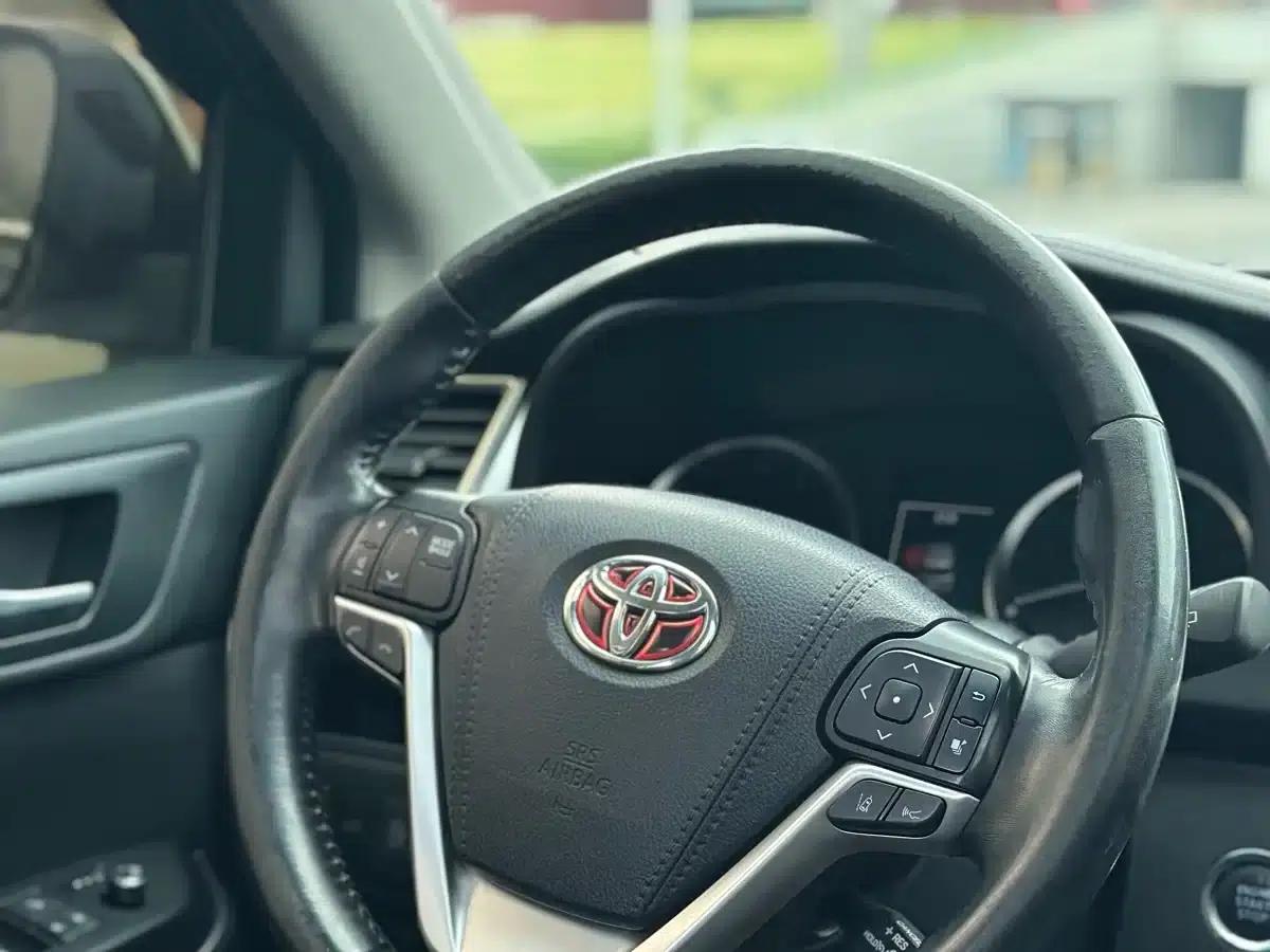 2018 Toyota Highlander 2.0T AWD Luxury 7-seater (China VI Emission Standard) — миниатюра 8