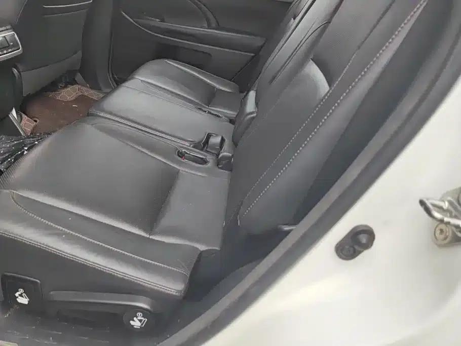 2015 Highlander 2.0T AWD Luxury 7-seater — миниатюра 11