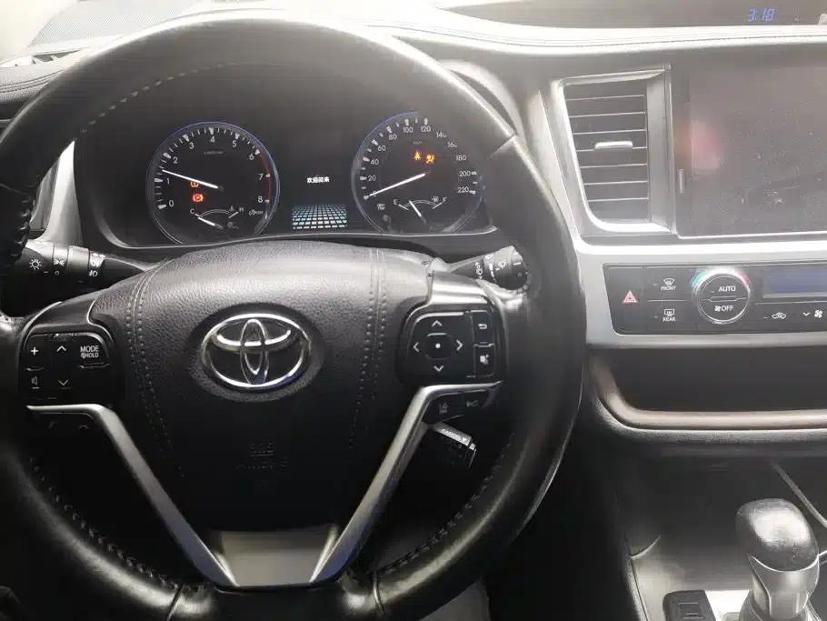 2021 Toyota Highlander 2.0T AWD Luxury 7-seater — миниатюра 12