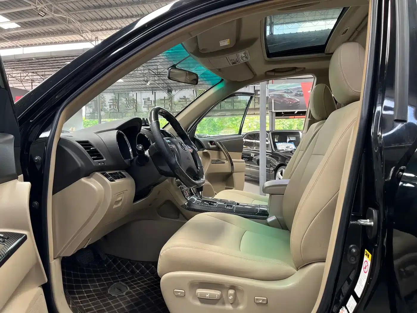 2009 Highlander 3.5L 4WD 7-seater Luxury Edition — миниатюра 14