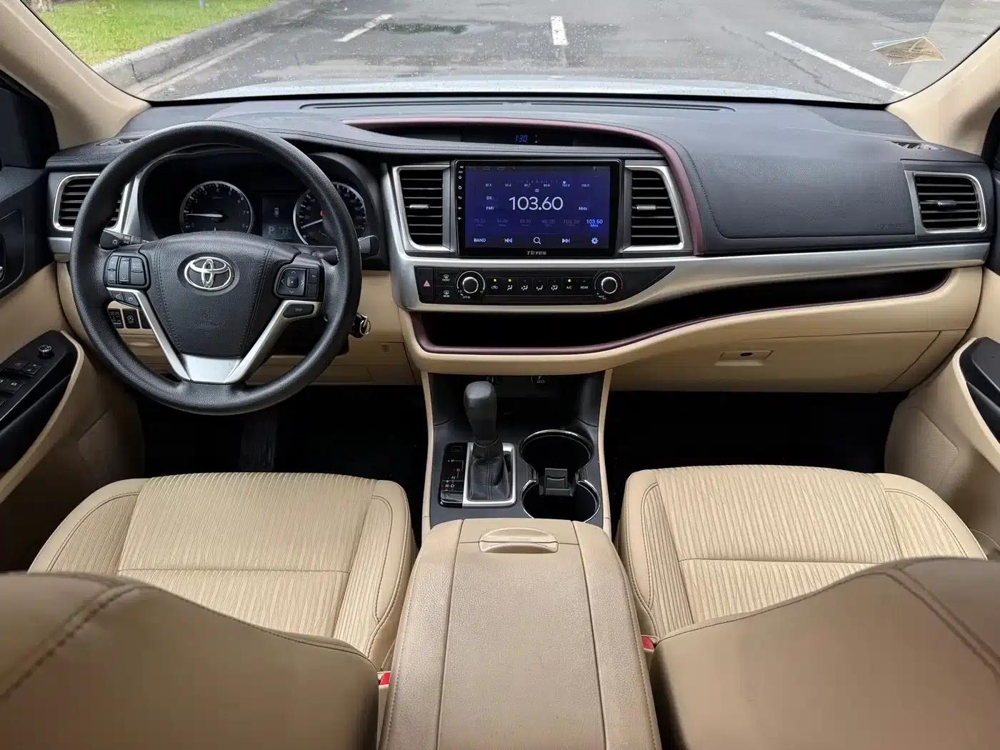 2015 Highlander 2.0T 2WD Elite Edition 7-seater — миниатюра 6