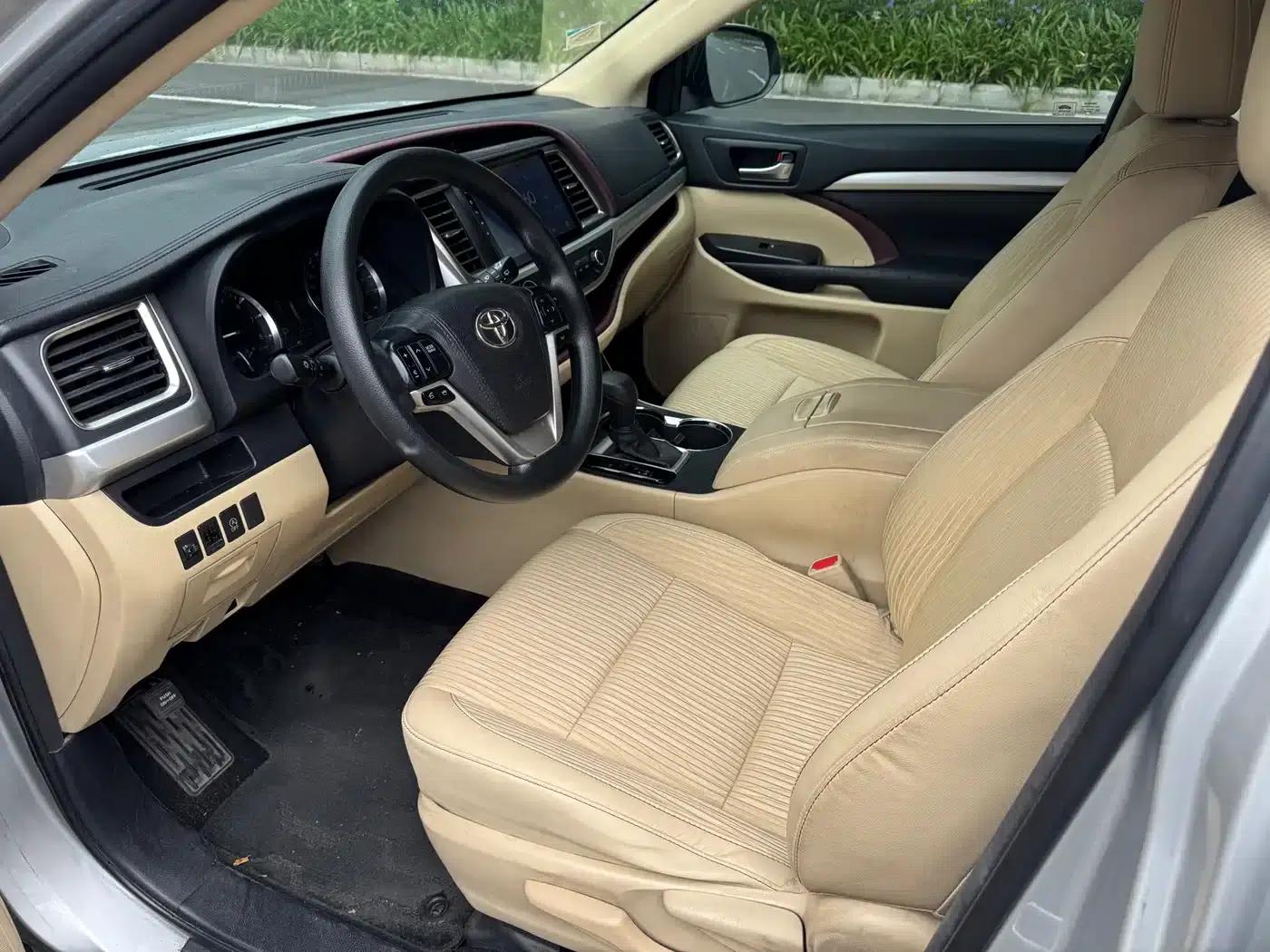 2015 Highlander 2.0T 2WD Elite Edition 7-seater — миниатюра 9
