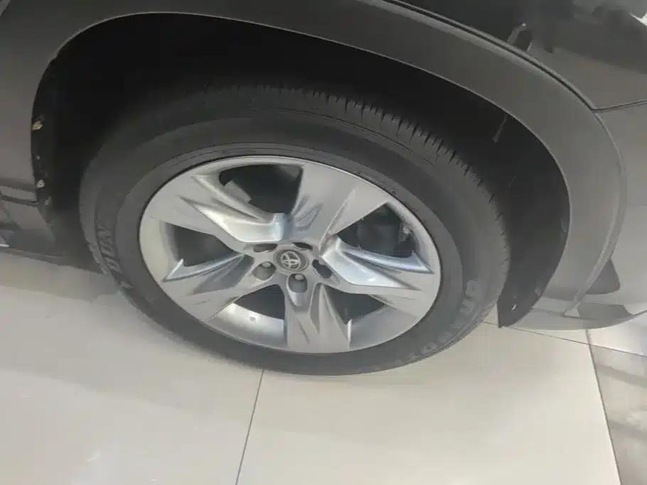 2018 Toyota Highlander 2.0T AWD Luxury 7-seater (China VI Emission Standard) — миниатюра 6