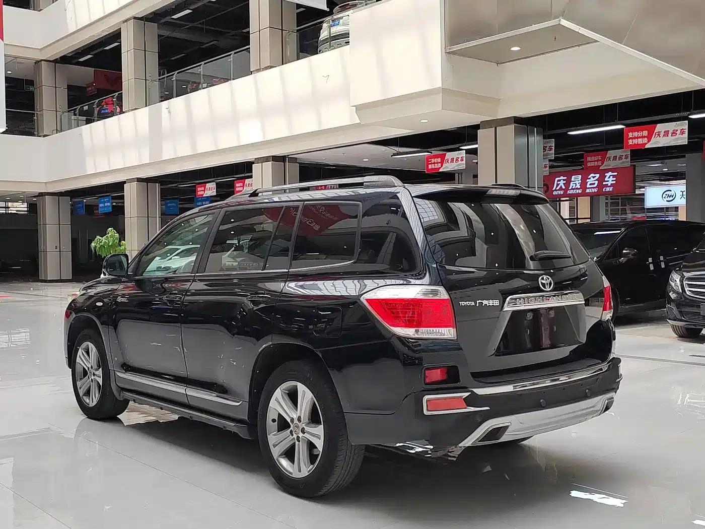 2012 Highlander 2.7L 2WD 5-seater Sport Edition — миниатюра 12