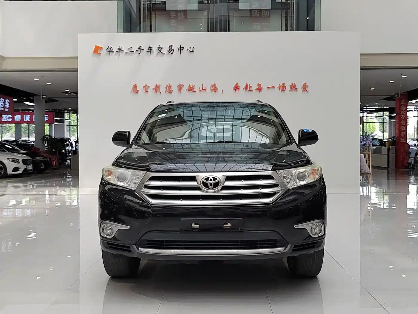 2012 Highlander 2.7L 2WD 5-seater Sport Edition — миниатюра 3