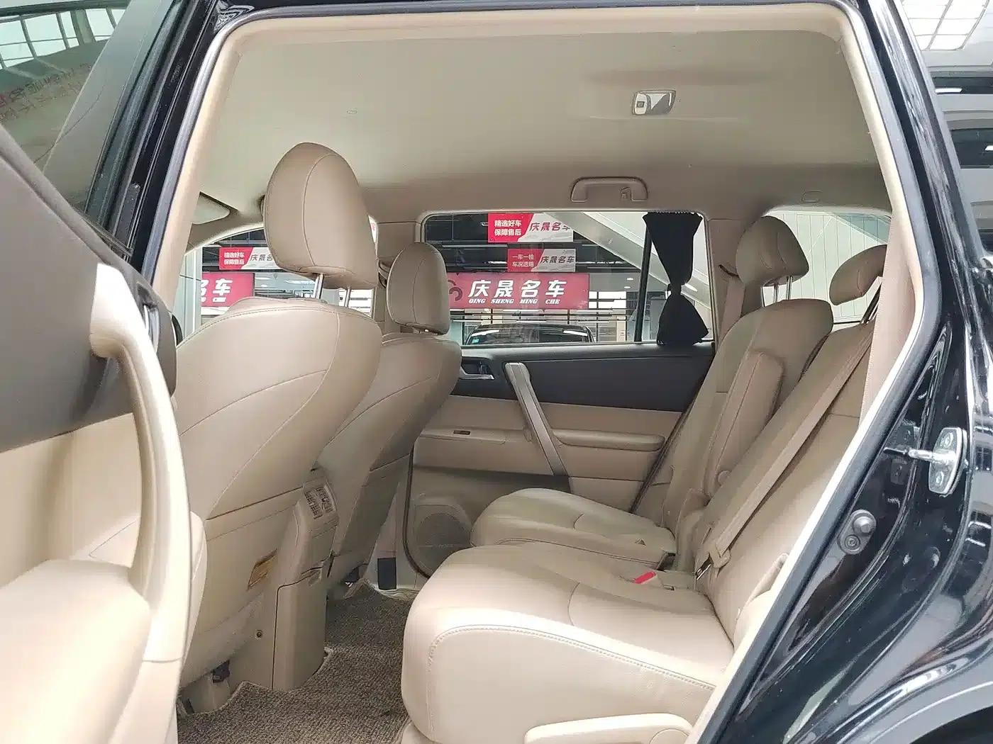 2012 Highlander 2.7L 2WD 5-seater Sport Edition — миниатюра 7