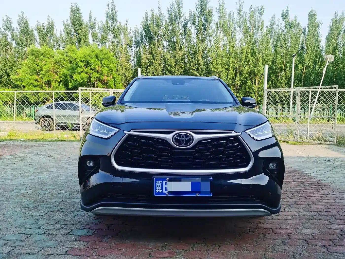 2022 Toyota Highlander 380T AWD Premium 7-seater — миниатюра 3