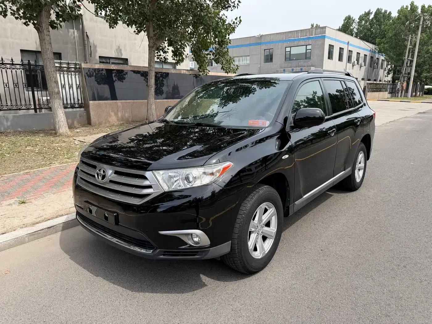 2012 Highlander 2.7L 2WD 5-seater Elite Edition — миниатюра 1