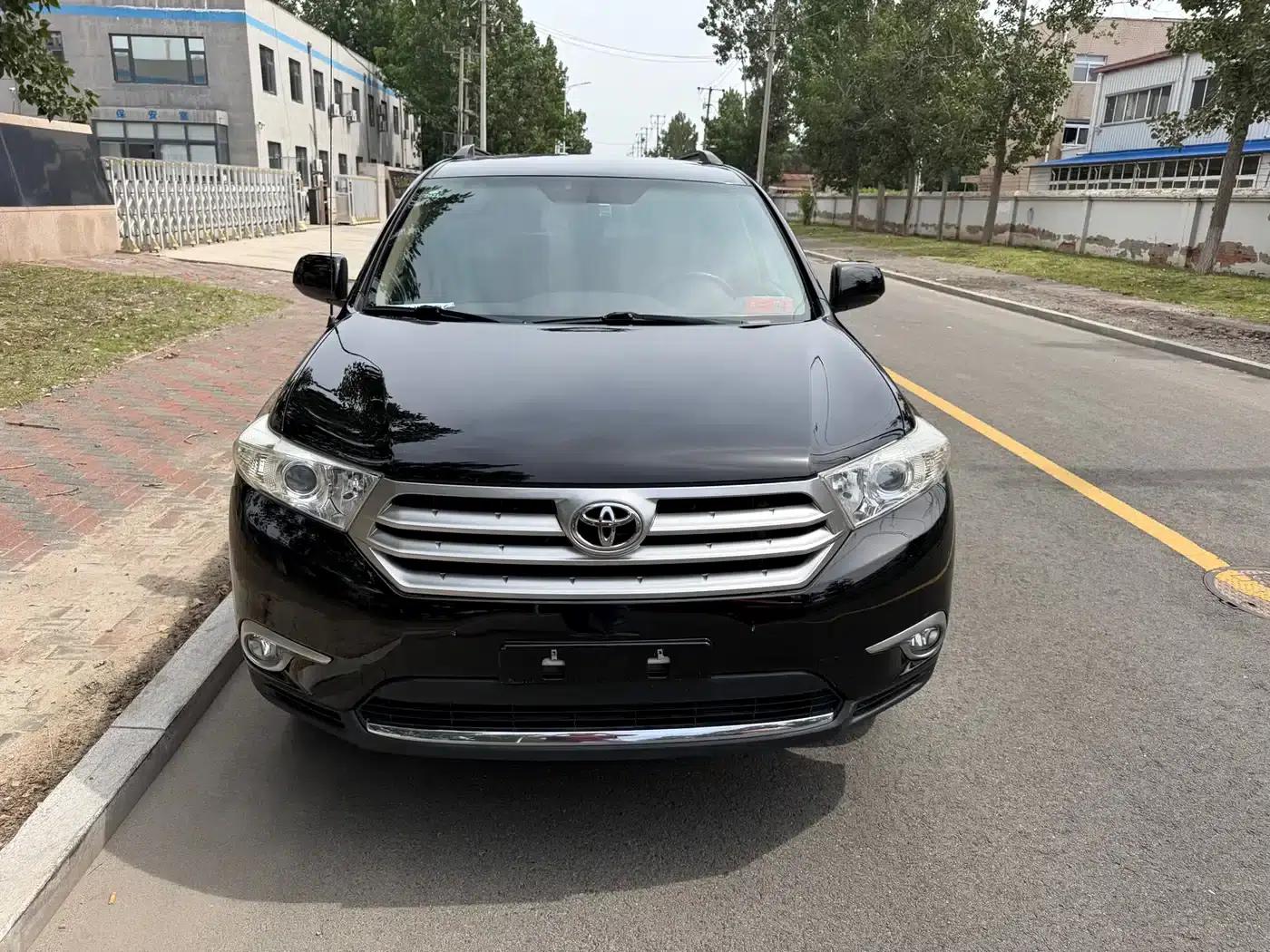2012 Highlander 2.7L 2WD 5-seater Elite Edition — миниатюра 2